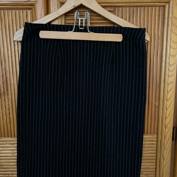 Tracy evens pinstripe  skirt small - Picture 2 of 2